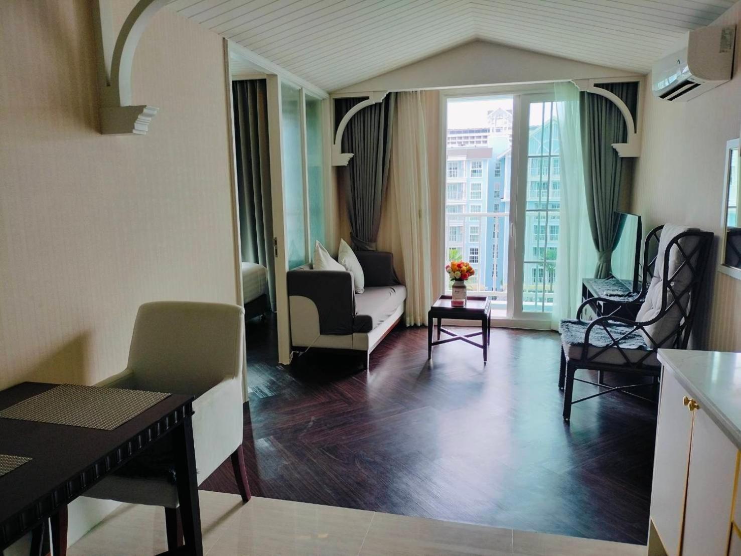 Grand Florida Pattaya By Thebest Management Na Chom Thian Exterior foto